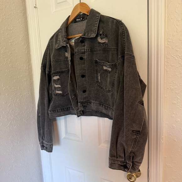 Blue B Distressed Black Denim Jacket Cropped M/L - Picture 2 of 8